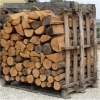 Equivalency between firewood volume and stere, weight and energetic power Firewood © romaneau-Fotolia